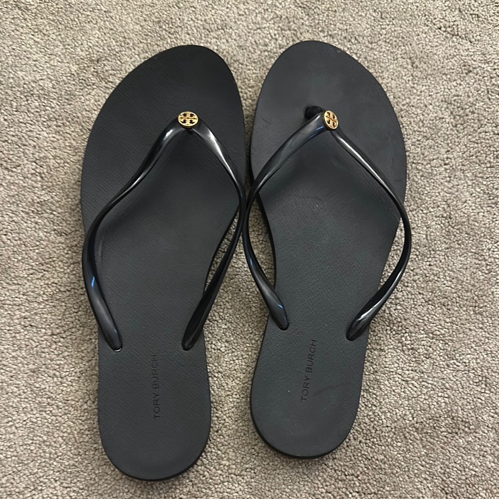 Tory Burch Black Sandals with Sleek Design